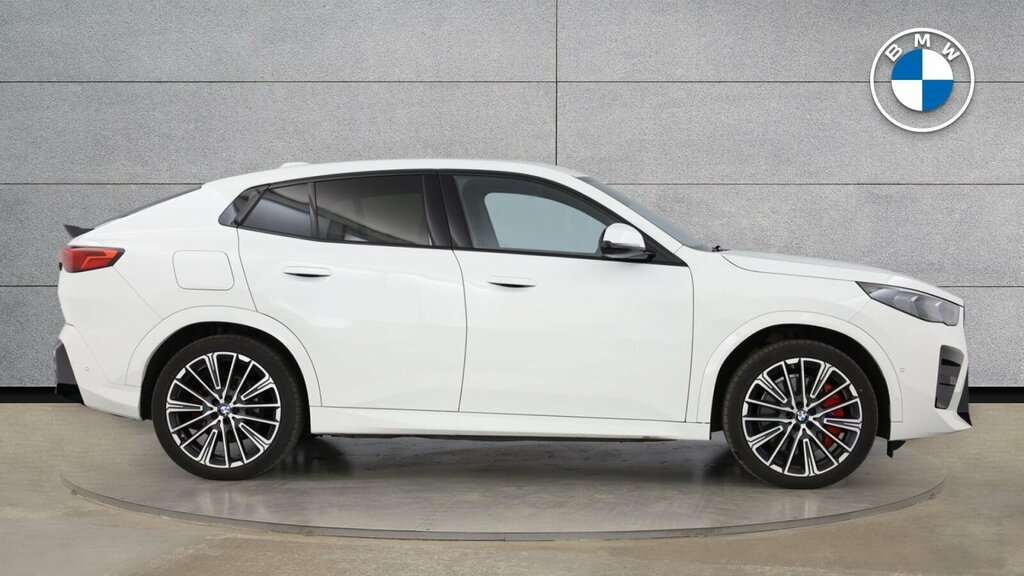 BMW iX2 Suv Black #3