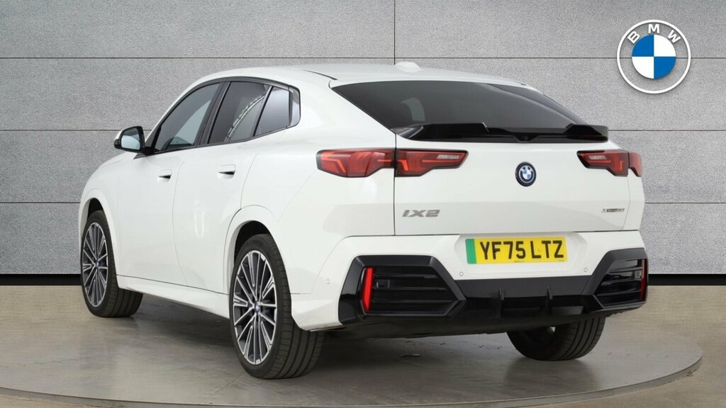BMW iX2 Suv Black #2