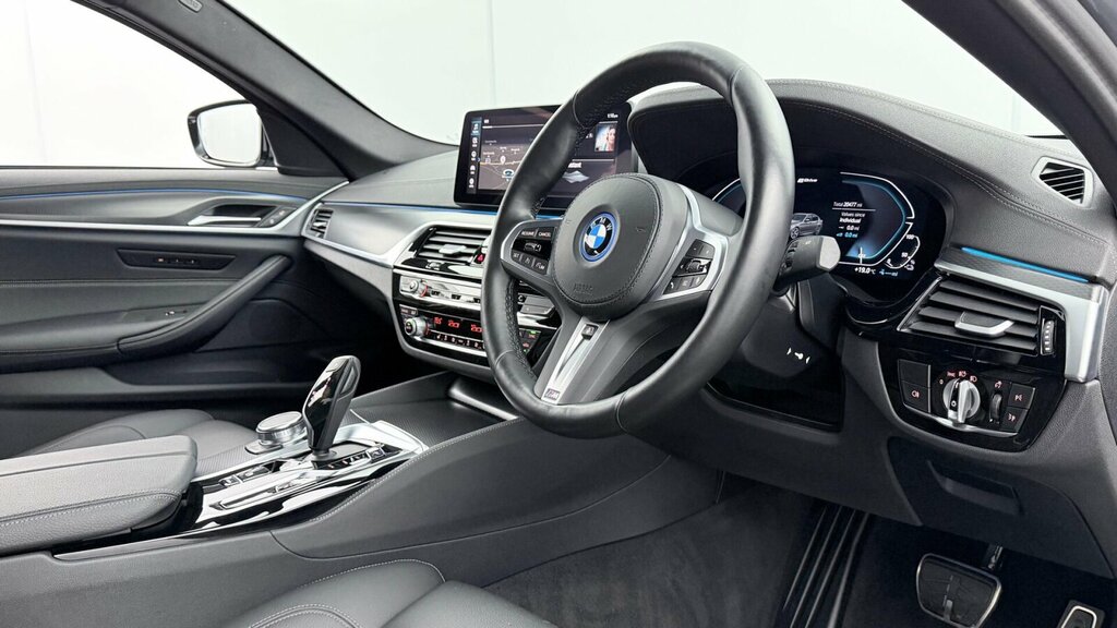 BMW 5 Series 530E M Sport Saloon KSZ4854 Grey #6
