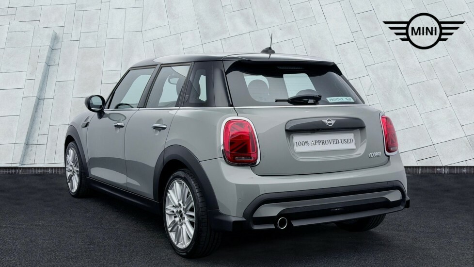 Mini Hatch 5-Door Hatch Cooper Exclusive GSZ3147 Grey #2