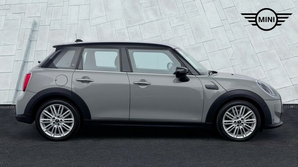 Mini Hatch 5-Door Hatch Cooper Exclusive GSZ3147 Grey #3
