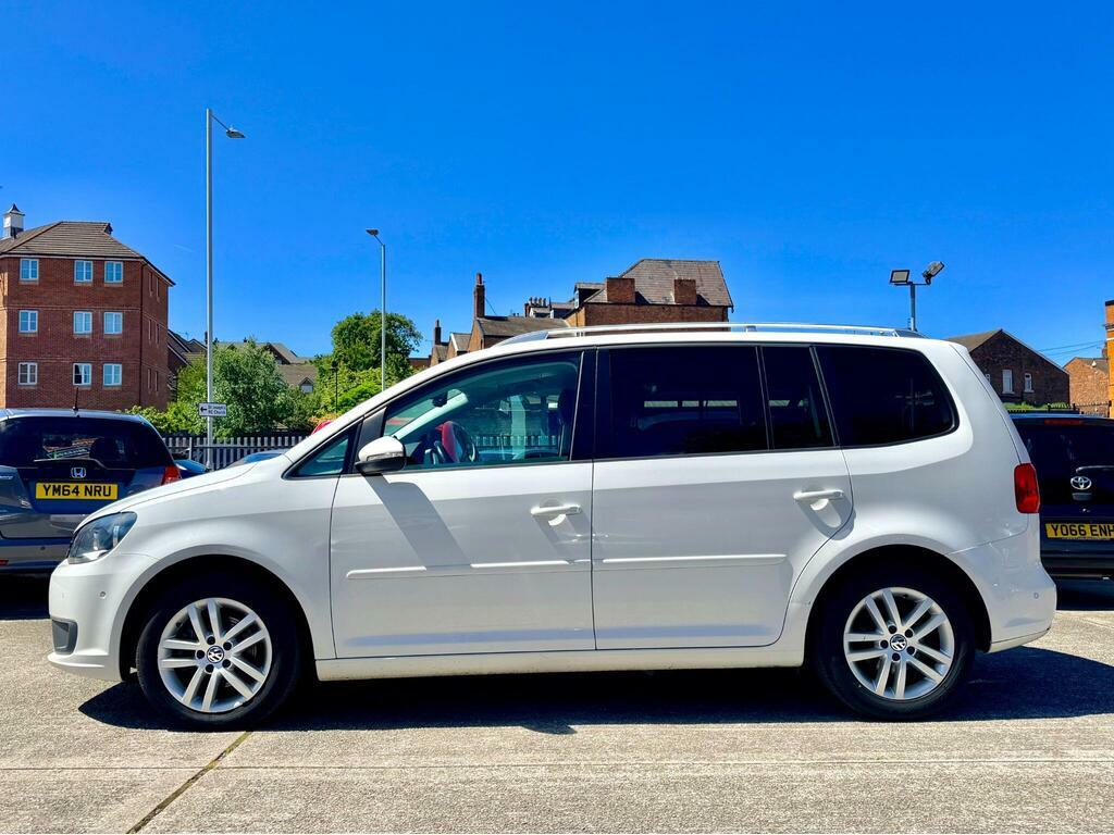 Volkswagen Touran 1.6 Tdi Se Dsg Euro 5 White