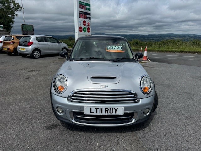 Mini Hatch Cooper 1.6I #3