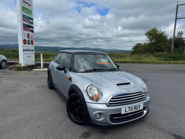 Mini Hatch Cooper 1.6I