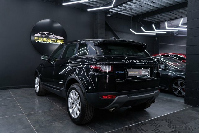 Land Rover Range Rover Evoque 2.0 Ed4 Se Tech Suv Fwd Euro 6 AV65FHB Black #2