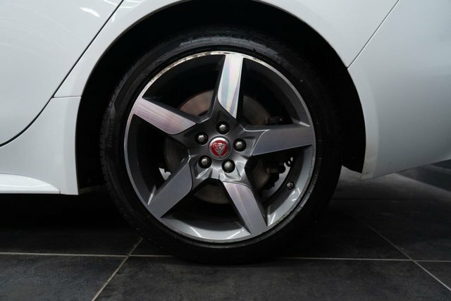 Jaguar XE 2.0I R-sport Euro Blue #19