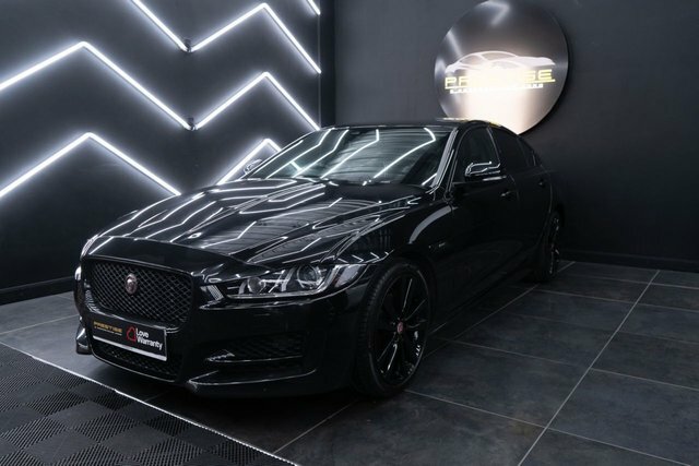 Jaguar XE 2.0 P250 R-dynamic Black Black #31