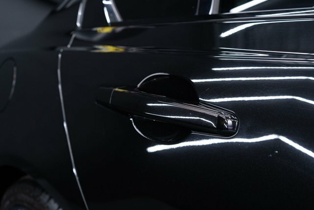 Jaguar XE 2.0 P250 R-dynamic Black Black #18