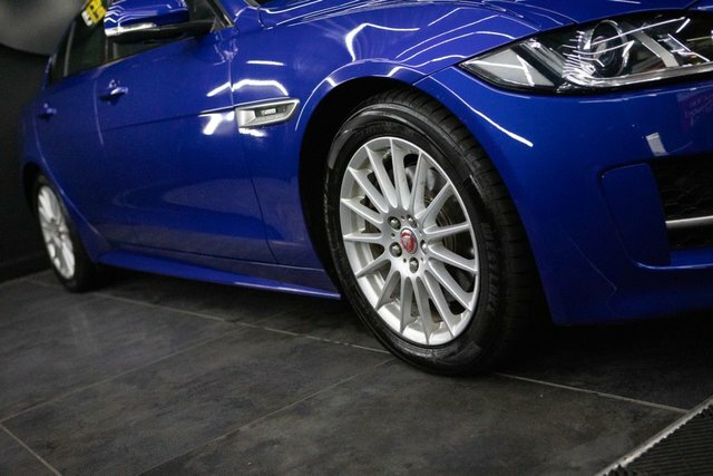 Jaguar XE 2.0 250 Se Grey #12
