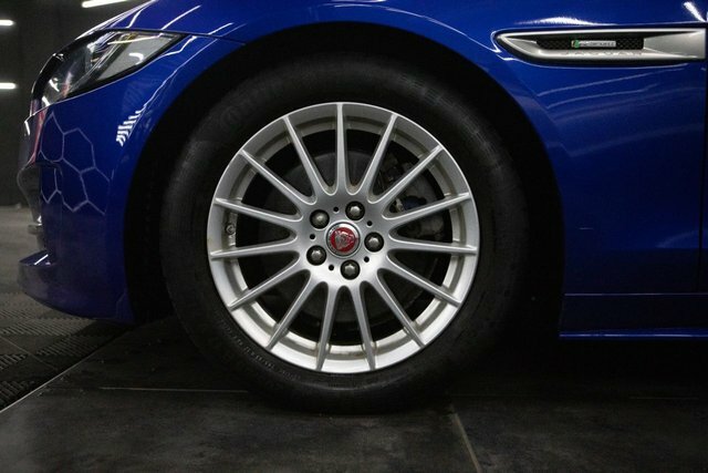 Jaguar XE 2.0 250 Se Grey #9