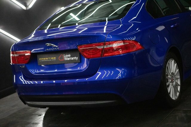 Jaguar XE 2.0 250 Se Grey #40