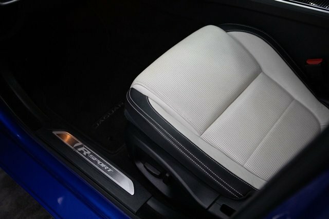 Jaguar XE 2.0 250 Se Grey #51