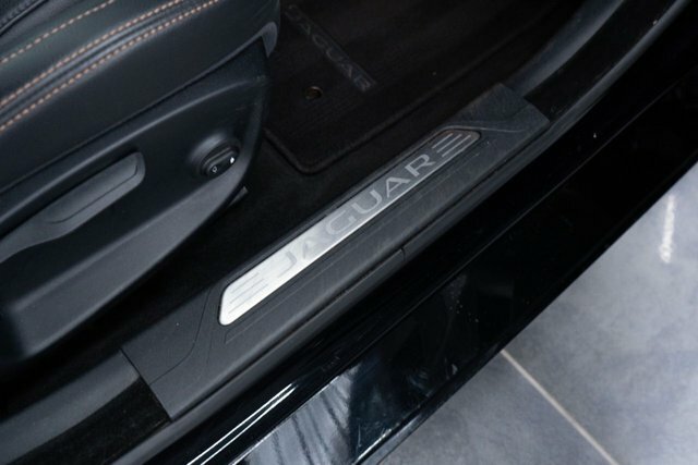 Jaguar XE D R-sport  #17