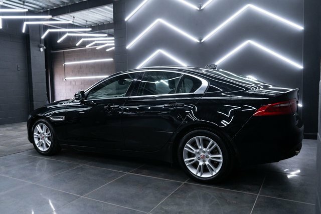 Jaguar XE D R-sport  #64