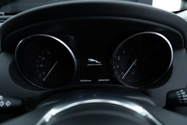Jaguar XE D R-sport  #30