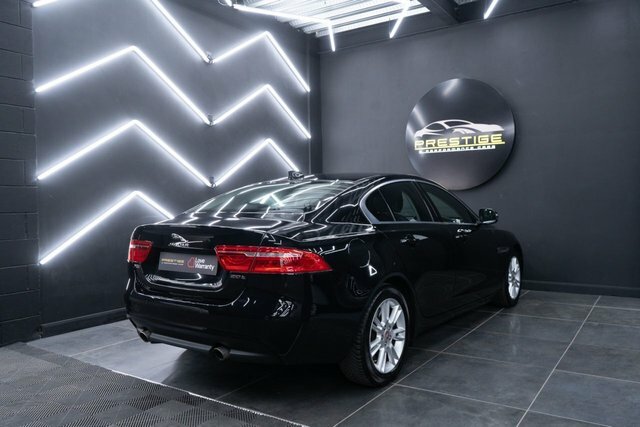 Jaguar XE 2.0D R-sport Saloon Euro 6 Ss Black #4