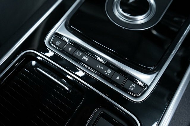 Jaguar XE D R-sport  #35