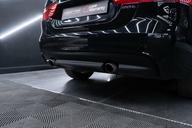 Jaguar XE D R-sport  #82