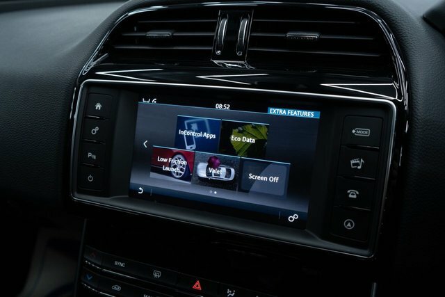 Jaguar XE D R-sport  #42
