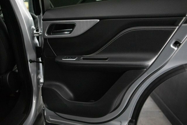 Jaguar F-Pace  Black #30