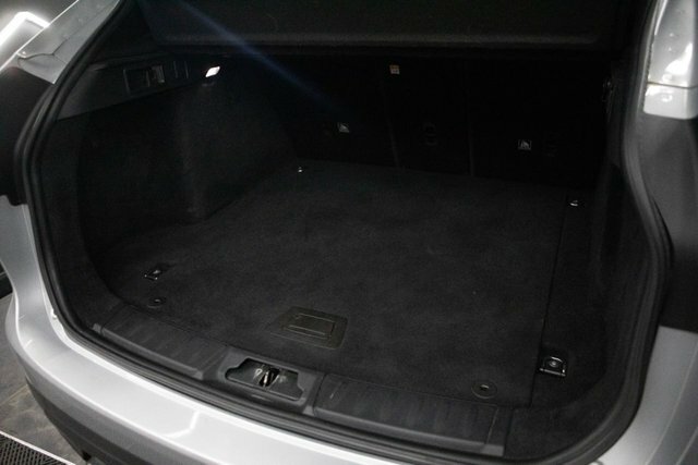 Jaguar F-Pace  Black #53