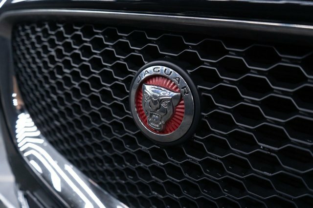 Jaguar F-Pace 3.0D V6 S Black #7