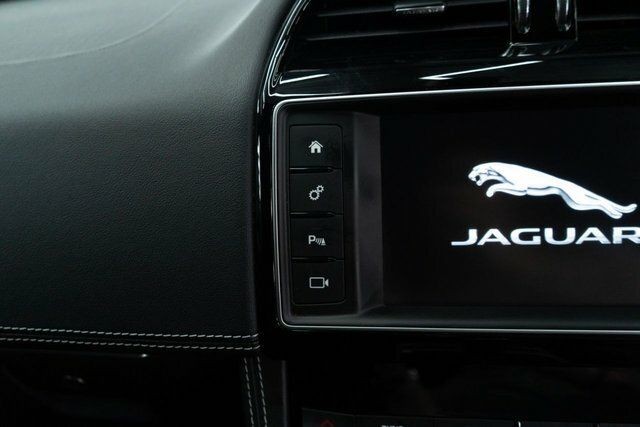 Jaguar F-Pace 3.0D V6 S Black #51