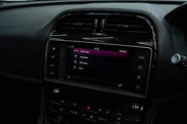 Jaguar F-Pace 3.0D V6 S Black #59