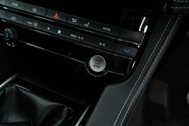 Jaguar F-Pace 3.0D V6 S Black #49