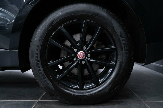 Jaguar F-Pace 3.0D V6 S Black #24