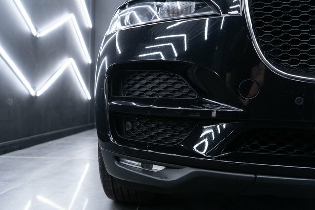 Jaguar F-Pace 3.0D V6 S Black #10