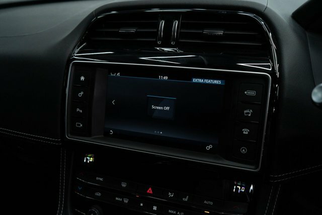 Jaguar F-Pace 3.0D V6 S Black #57