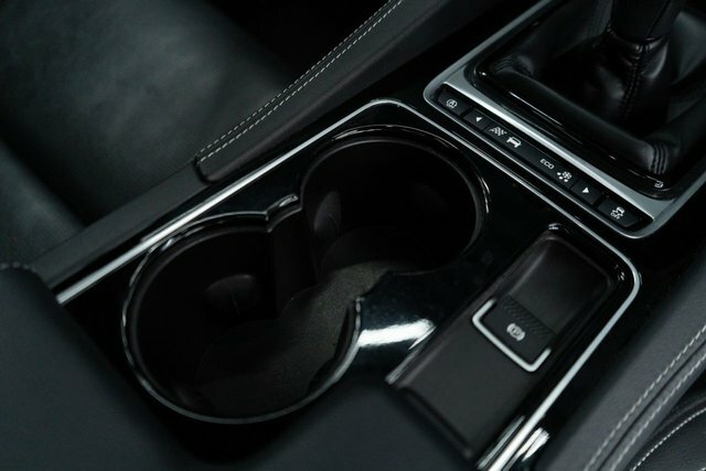 Jaguar F-Pace 3.0D V6 S Black #53