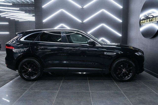 Jaguar F-Pace 3.0D V6 S Black #80