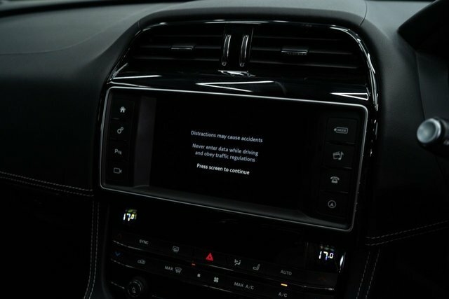 Jaguar F-Pace 3.0D V6 S Black #62