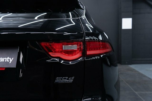 Jaguar F-Pace 3.0D V6 S Black #85