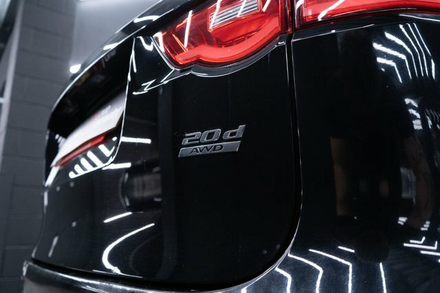 Jaguar F-Pace 3.0D V6 S Black #86