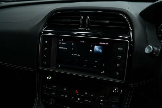 Jaguar F-Pace 3.0D V6 S Black #58