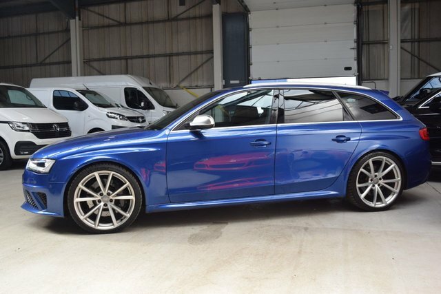 Audi RS4 Avant Fsi V8 Estate Blue #4