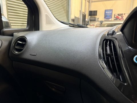 Ford Transit Courier 1.0 Ecoboost Trend Van 6 Speed White #25