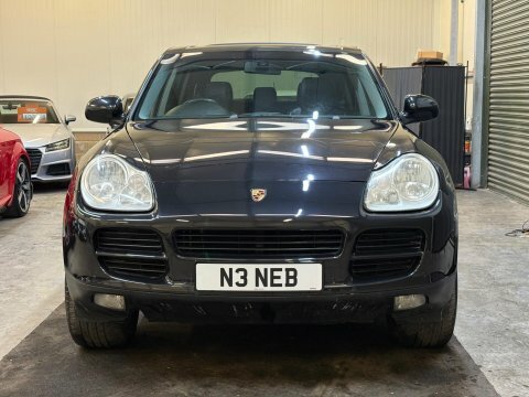 Porsche Cayenne 3.2 V6 Tiptronic  #2