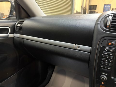 Porsche Cayenne Estate S 200656 Silver #22
