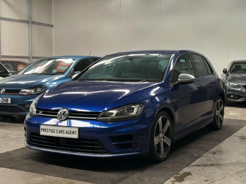 Volkswagen Golf Gtd Black #3