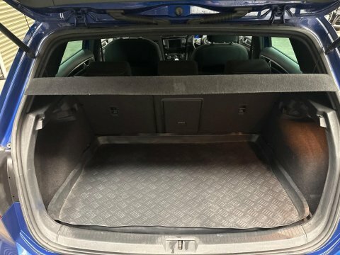 Volkswagen Golf Gtd Black #42
