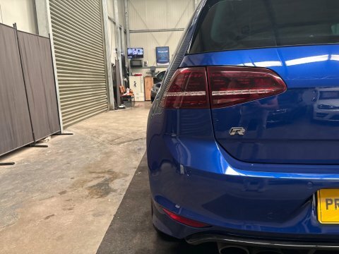Volkswagen Golf Gtd Black #40