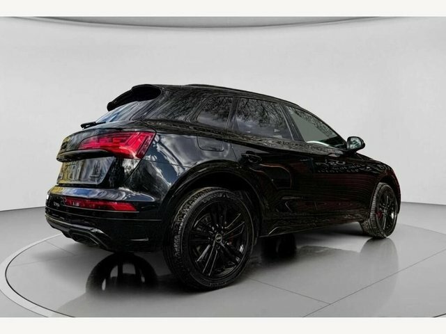 Audi Q5 Tfsie 55 Competition Suv Black #4