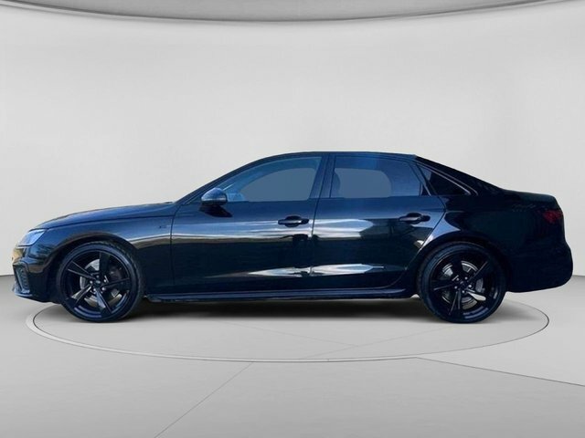 Audi A4 Tfsi 40 S Line YY21GUX Black #4