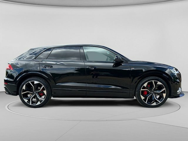 Audi Q8 Tfsi V6 55 S Black #6