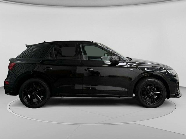 Audi Q5 Tdi 40 S Line SM72KUH Black #4
