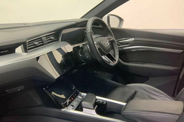 Audi E-Tron S S Line Sportback White #4